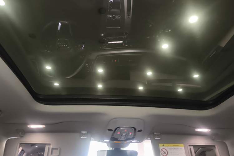 Used Audi Q5L 2020 Updated 40 TFSI Prestige Fashion Edition Headliner