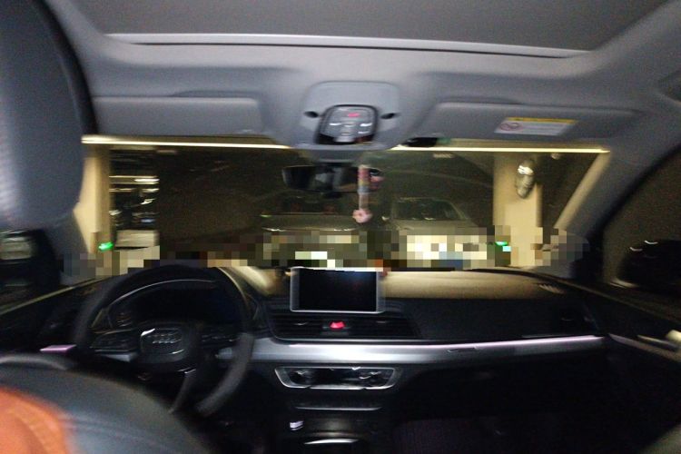 Used Audi Q5L 2020 Updated 40 TFSI Prestige Fashion Edition Headliner