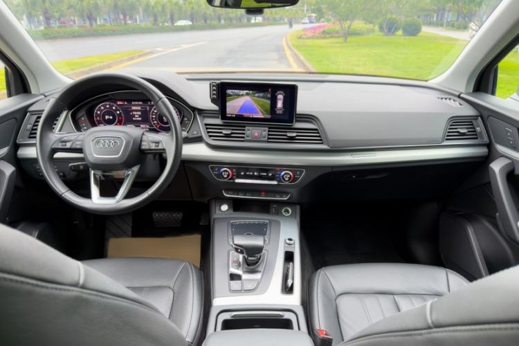 Used Audi Q5L 2020 Updated 40 TFSI Prestige Fashion Edition Interior 1