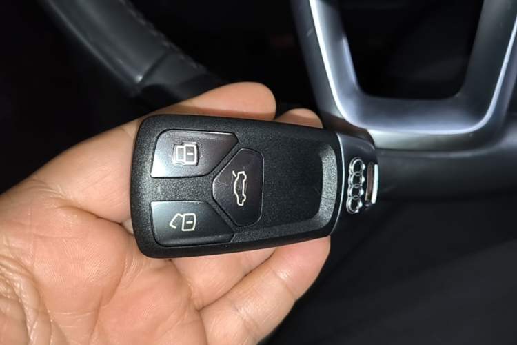 Used Audi Q5L 2020 45 TFSI Prestige Fashion Model Interior 1