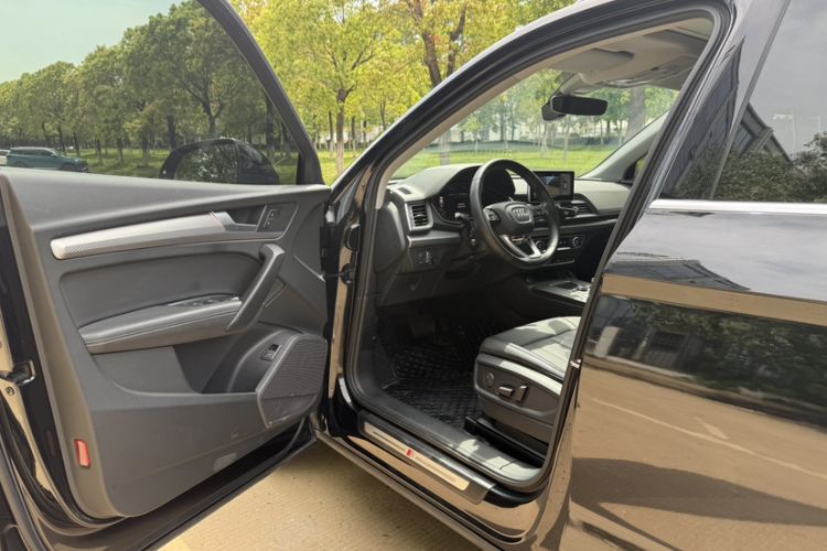 Used Audi Q5L 2020 45 TFSI Prestige Fashion Model Interior 1