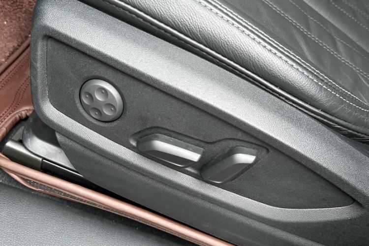 Used Audi Q5L 2020 Updated 40 TFSI Prestige Fashion Edition Interior 1