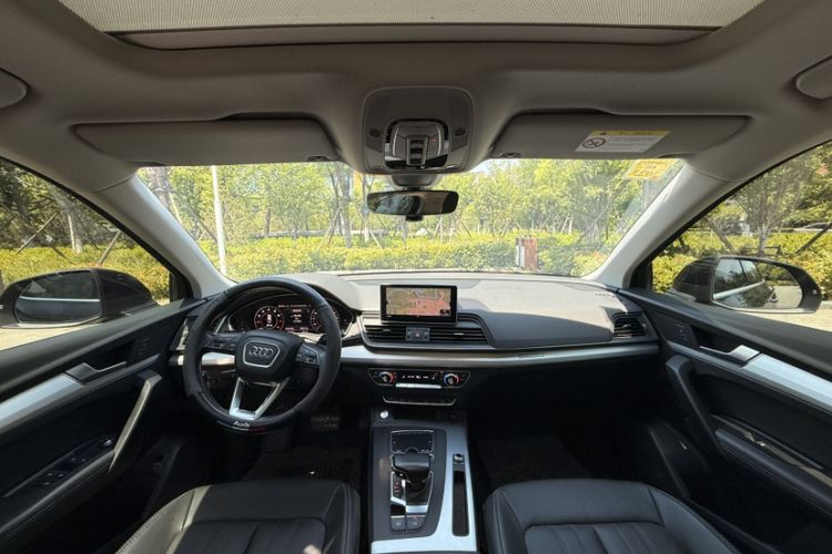 Used Audi Q5L 2020 Updated 40 TFSI Prestige Fashion Edition Interior 1