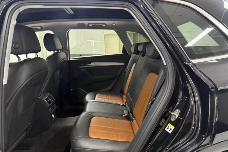Used Audi Q5L 2020 Updated 40 TFSI Prestige Fashion Edition Interior 1