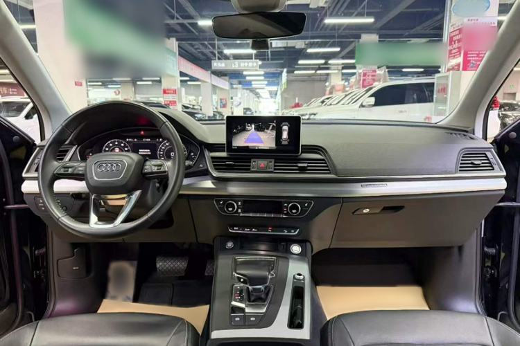 Used Audi Q5L 2020 Updated 40 TFSI Prestige Fashion Edition Interior 10