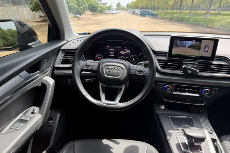 Used Audi Q5L 2020 45 TFSI Prestige Fashion Model Interior 11