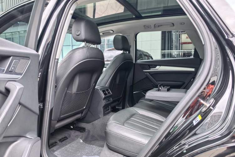 Used Audi Q5L 2020 Updated 40 TFSI Prestige Fashion Edition Interior 2