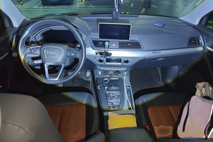 Used Audi Q5L 2020 Updated 40 TFSI Prestige Fashion Edition Interior 2