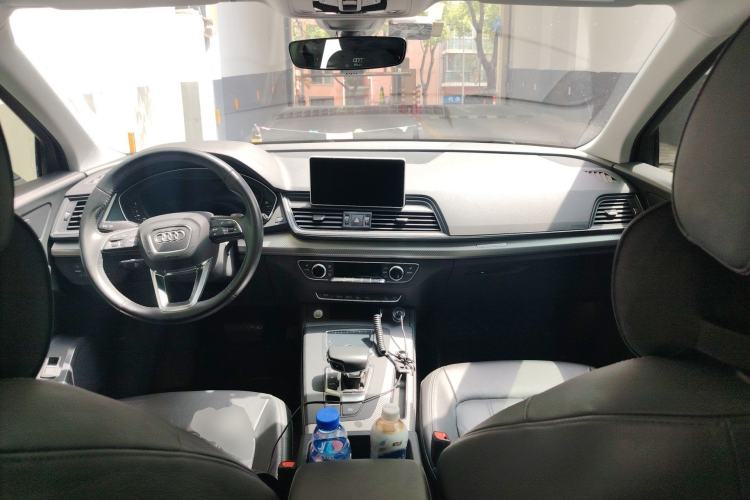Used Audi Q5L 2020 45 TFSI Prestige Fashion Model Interior 2