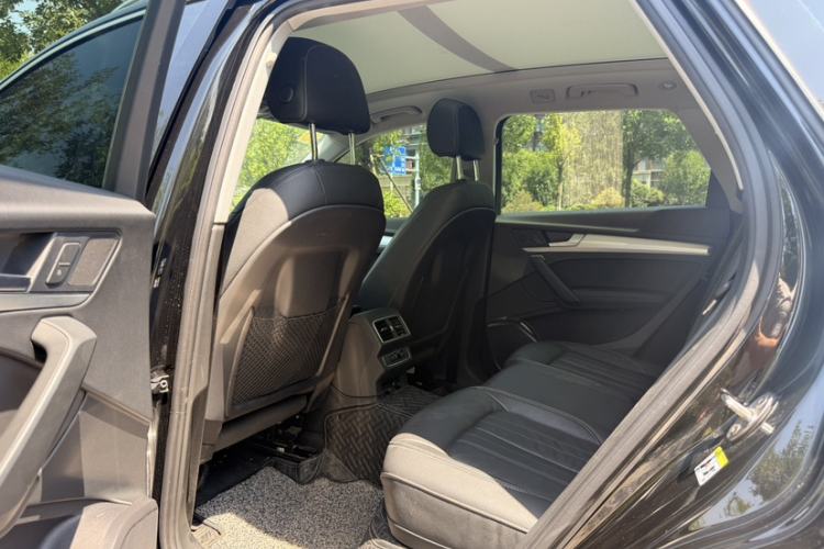 Used Audi Q5L 2020 Updated 40 TFSI Prestige Fashion Edition Interior 2