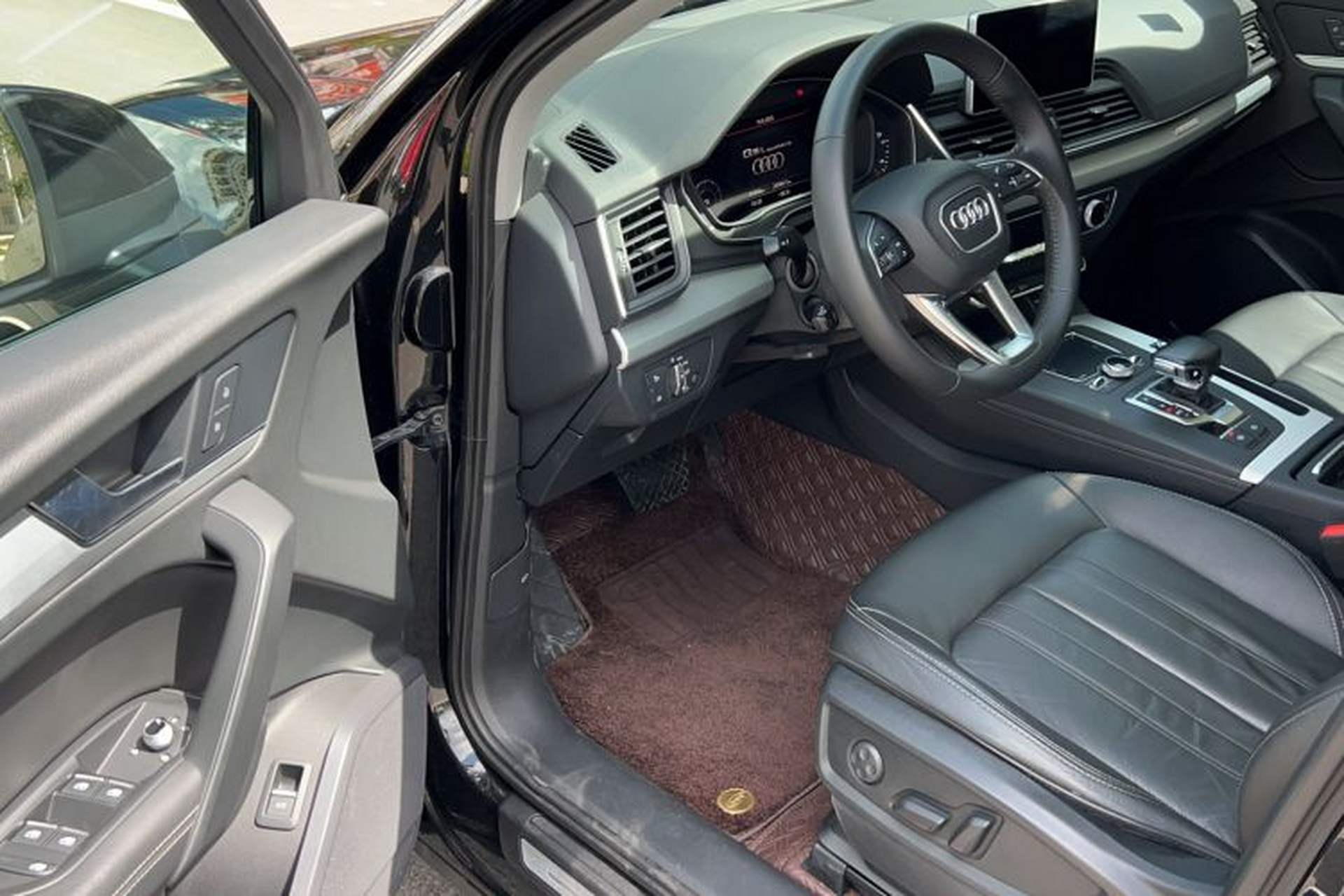 Used Audi Q5L 2020 Updated 40 TFSI Prestige Fashion Edition Interior 2