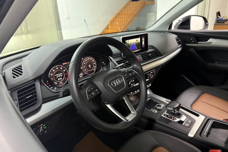 Used Audi Q5L 2020 Updated 40 TFSI Prestige Fashion Edition Interior 2