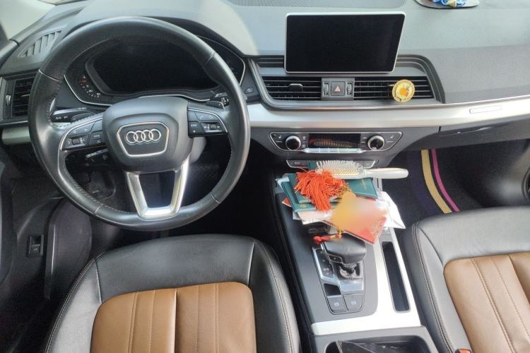 Used Audi Q5L 2020 40 TFSI Prestige Fashion Edition Interior 2