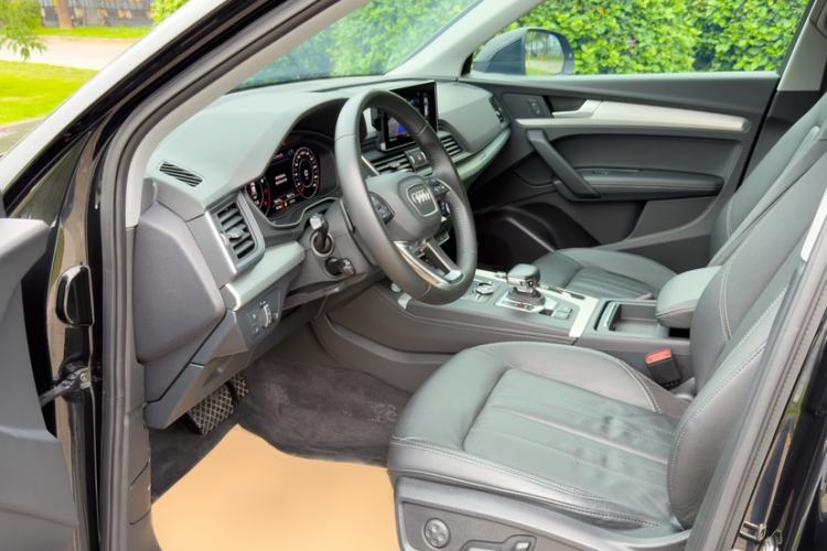 Used Audi Q5L 2020 Updated 40 TFSI Prestige Fashion Edition Interior 3