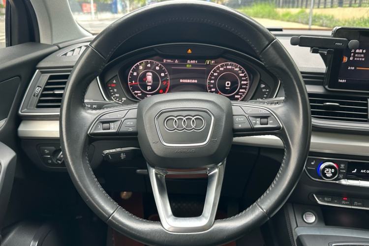 Used Audi Q5L 2020 Updated 40 TFSI Prestige Fashion Edition Interior 3