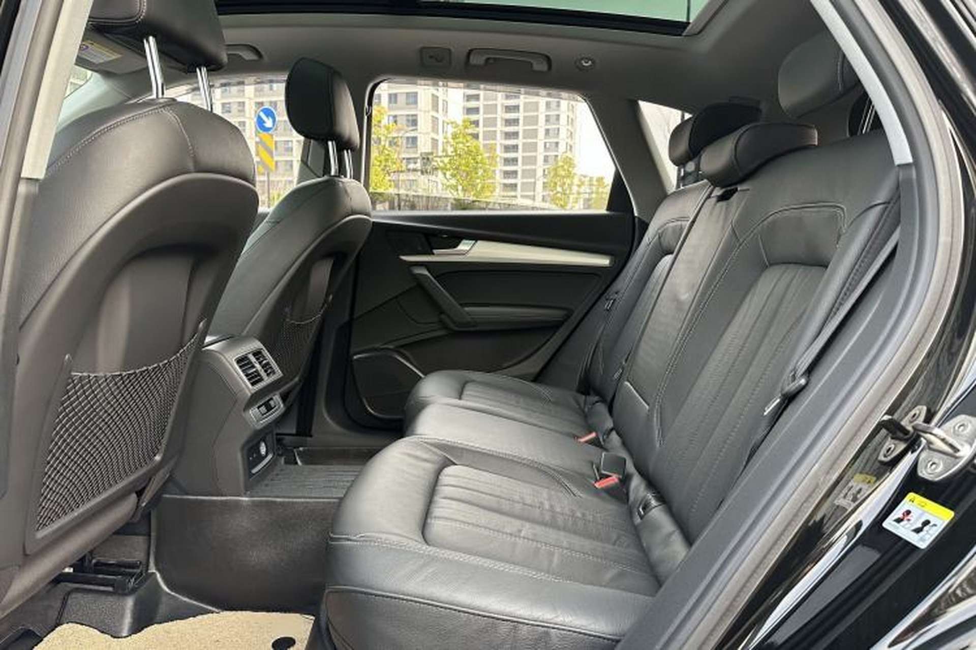 Used Audi Q5L 2020 Updated 40 TFSI Prestige Fashion Edition Interior 3