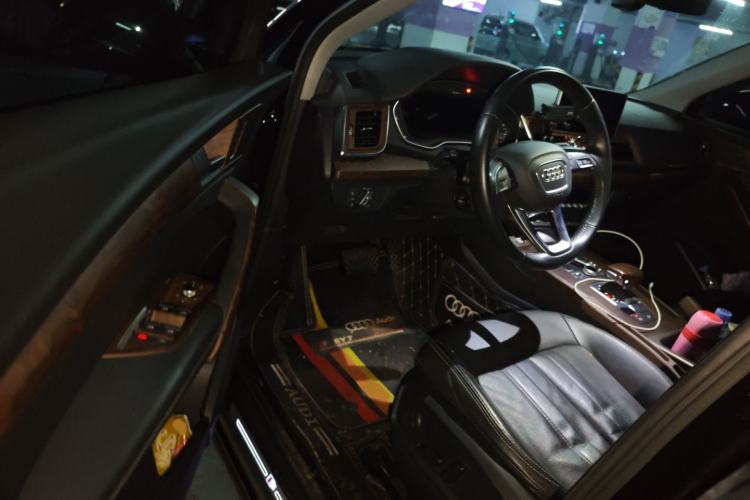 Used Audi Q5L 2020 Updated 40 TFSI Prestige Fashion Edition Interior 3