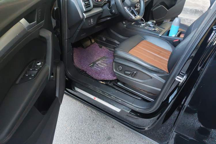 Used Audi Q5L 2020 45 TFSI Prestige Fashion Model Interior 3