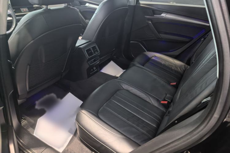Used Audi Q5L 2020 45 TFSI Prestige Fashion Model Interior 3