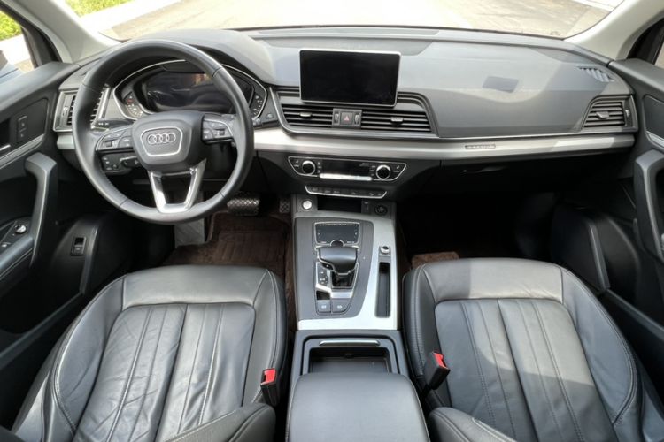 Used Audi Q5L 2020 Updated 40 TFSI Prestige Fashion Edition Interior 3