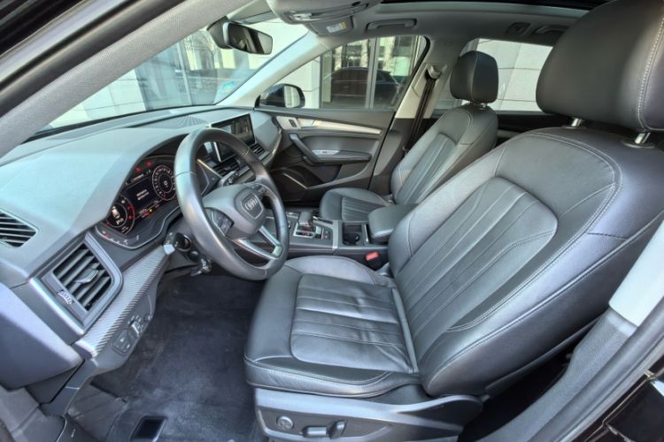 Used Audi Q5L 2020 45 TFSI Prestige Fashion Model Interior 4