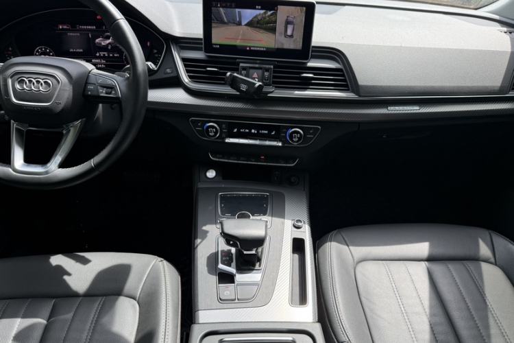 Used Audi Q5L 2020 45 TFSI Prestige Fashion Model Interior 4