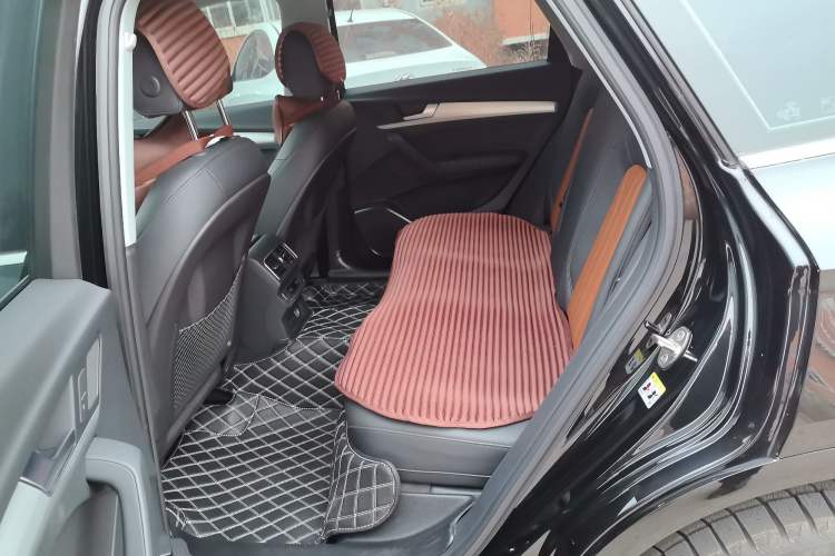 Used Audi Q5L 2020 Updated 40 TFSI Prestige Fashion Edition Interior 4