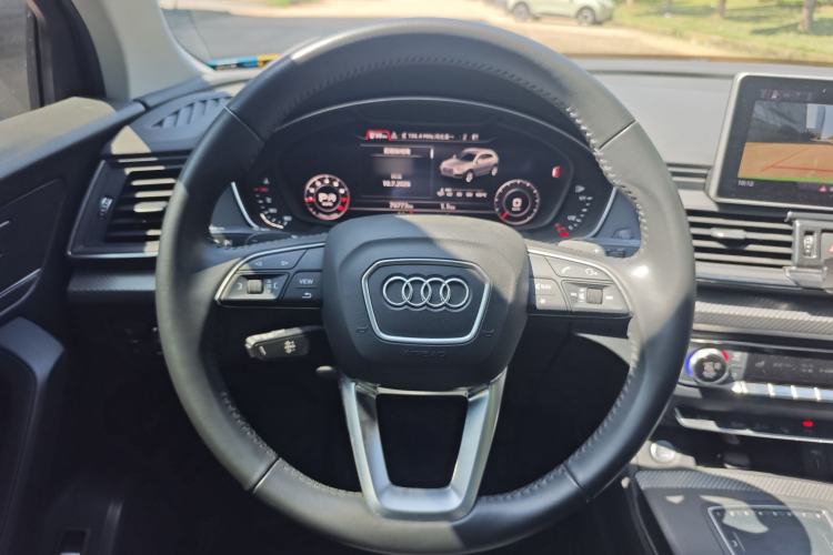 Used Audi Q5L 2020 45 TFSI Prestige Fashion Model Interior 4