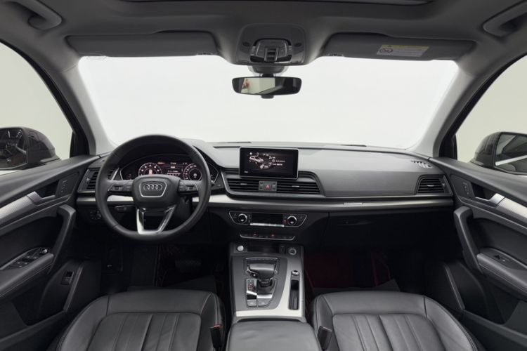 Used Audi Q5L 2020 45 TFSI Prestige Fashion Model Interior 5