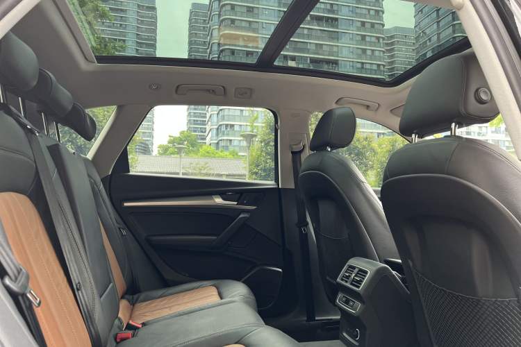 Used Audi Q5L 2020 45 TFSI Prestige Fashion Model Interior 5