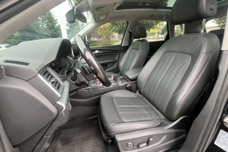 Used Audi Q5L 2020 Updated 40 TFSI Prestige Fashion Edition Interior 5