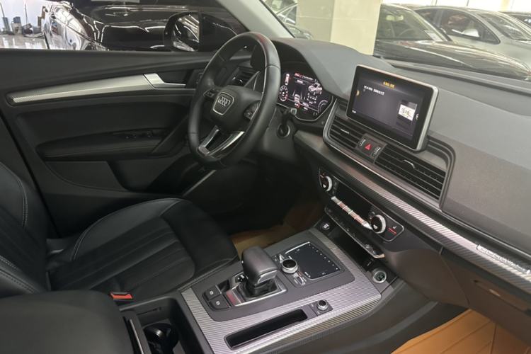 Used Audi Q5L 2020 45 TFSI Prestige Fashion Model Interior 5
