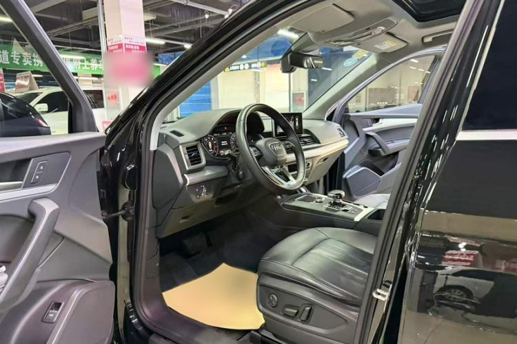 Used Audi Q5L 2020 Updated 40 TFSI Prestige Fashion Edition Interior 5