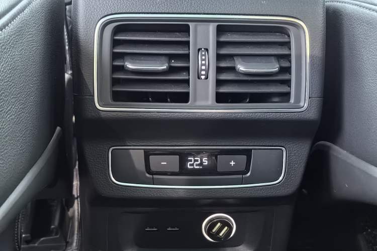 Used Audi Q5L 2020 45 TFSI Prestige Fashion Model Interior 6