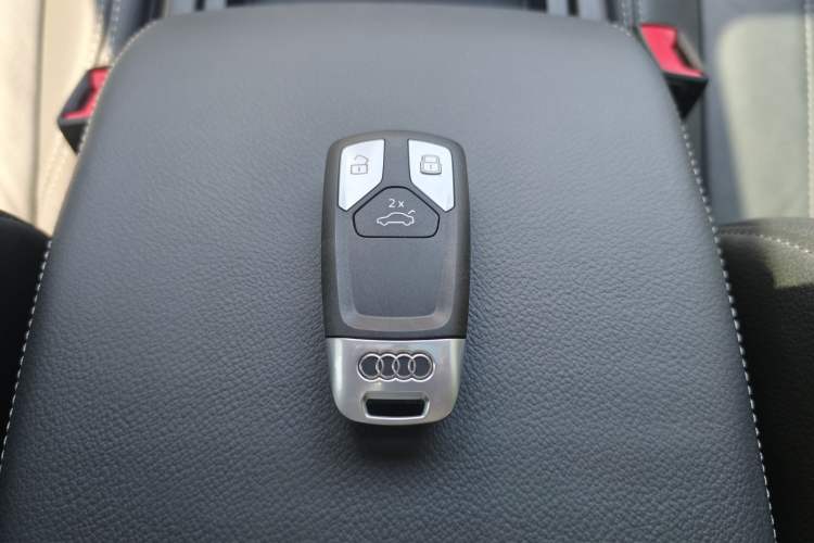 Used Audi Q5L 2020 45 TFSI Prestige Fashion Model Interior 7