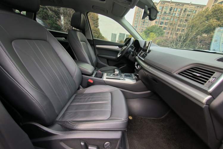 Used Audi Q5L 2020 40 TFSI Prestige Fashion Edition Interior 8