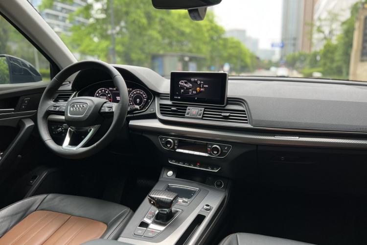 Used Audi Q5L 2020 45 TFSI Prestige Fashion Model Interior 8