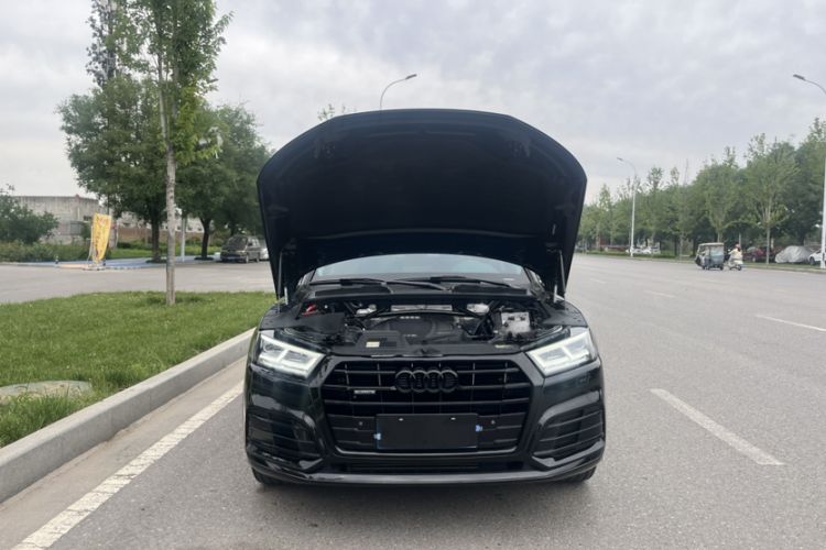 Used Audi Q5L 2020 Updated 40 TFSI Prestige Fashion Edition Interior 9