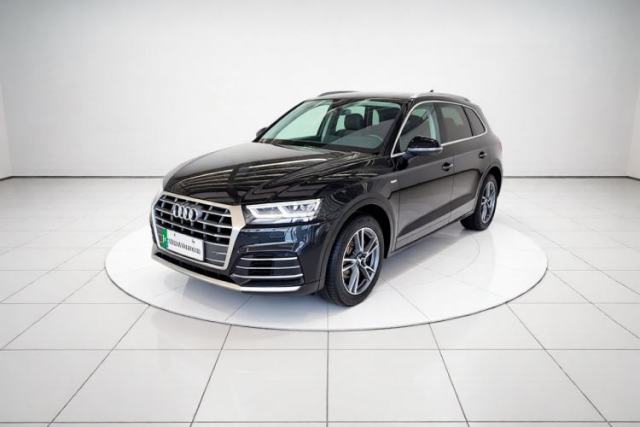Ojetý Audi Q5L 2020 Updated 40 TFSI Prestige Fashion Edition