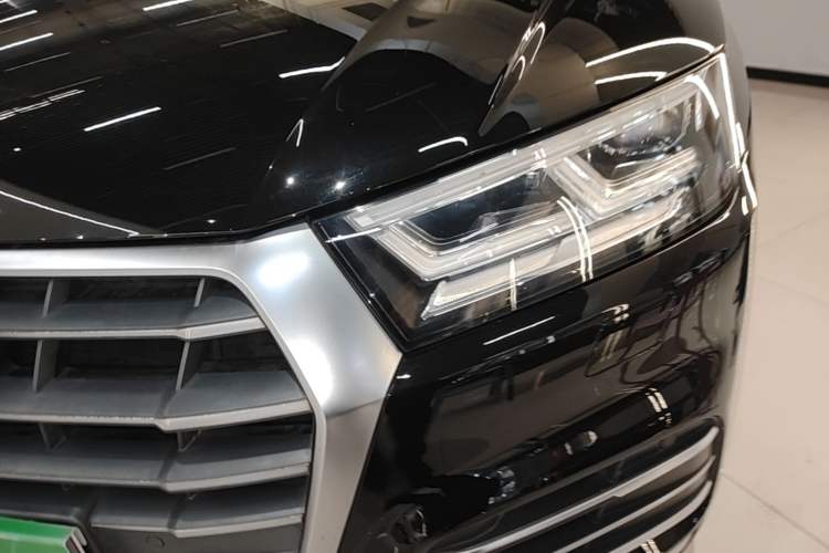 Used Audi Q5L 2020 Updated 40 TFSI Prestige Fashion Edition Left Front Headlight