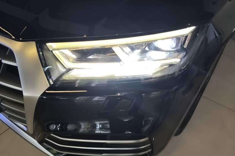 Used Audi Q5L 2020 45 TFSI Prestige Fashion Model Left Front Headlight