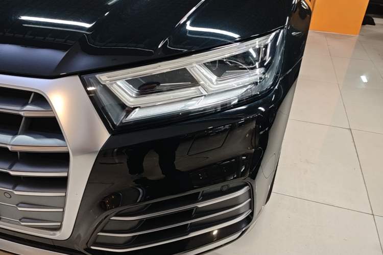 Used Audi Q5L 2020 Updated 40 TFSI Prestige Fashion Edition Left Front Headlight