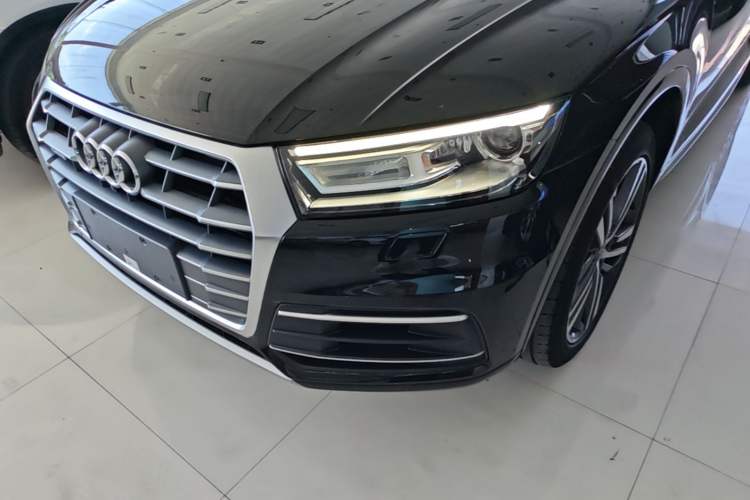 Used Audi Q5L 2020 40 TFSI Prestige Edition Left Front Headlight