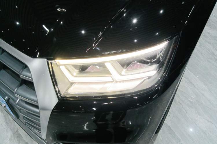 Used Audi Q5L 2020 40 TFSI Prestige Fashion Edition Left Front Headlight