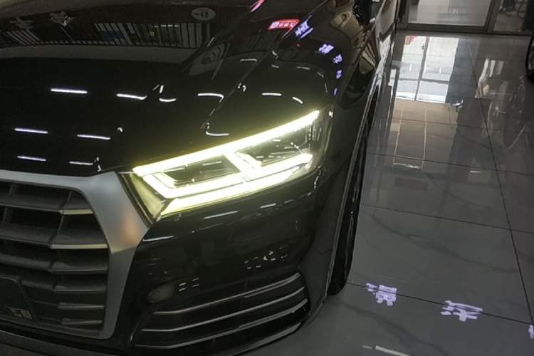 Used Audi Q5L 2020 45 TFSI Prestige Fashion Model Left Front Headlight