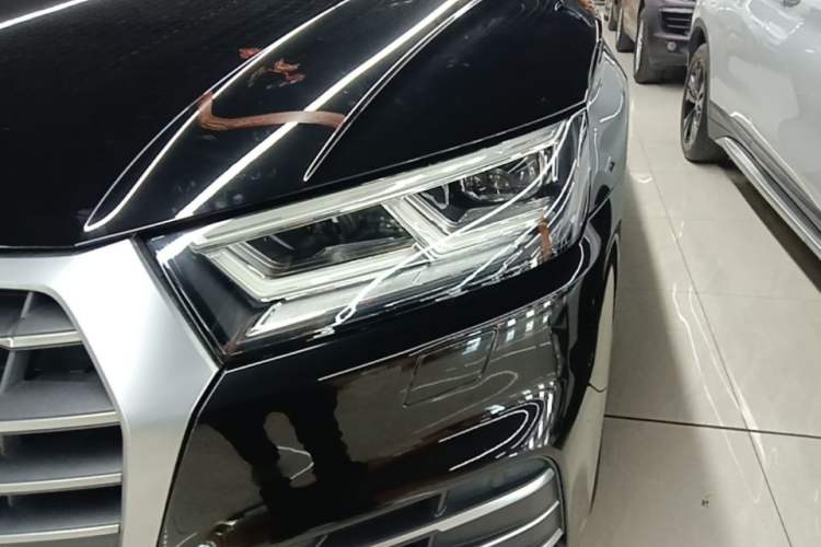 Used Audi Q5L 2020 Updated 40 TFSI Prestige Fashion Edition Left Front Headlight