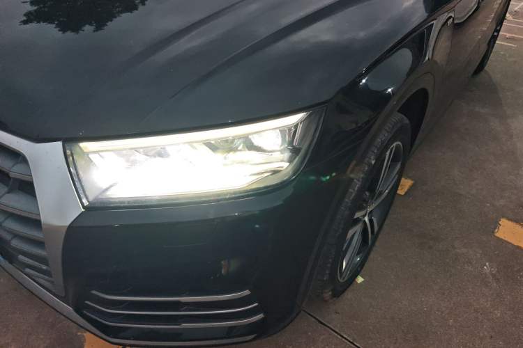 Used Audi Q5L 2020 Updated 40 TFSI Prestige Fashion Edition Left Front Headlight