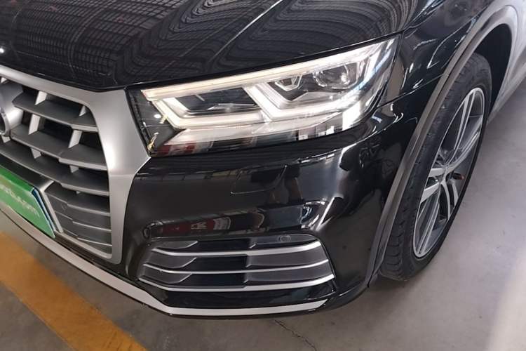 Used Audi Q5L 2020 Updated 40 TFSI Prestige Fashion Edition Left Front Headlight