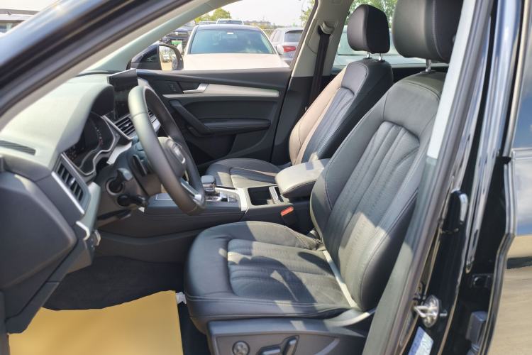 Used Audi Q5L 2020 Updated 40 TFSI Prestige Fashion Edition Left Front Seat