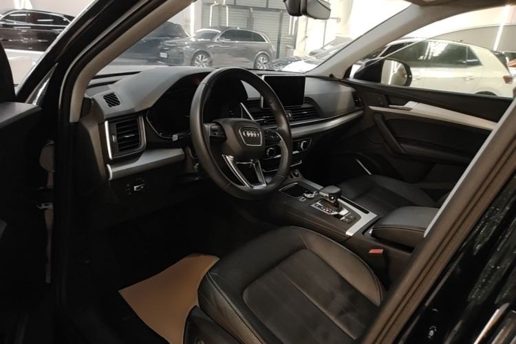 Used Audi Q5L 2020 Updated 40 TFSI Prestige Fashion Edition Left Front Seat